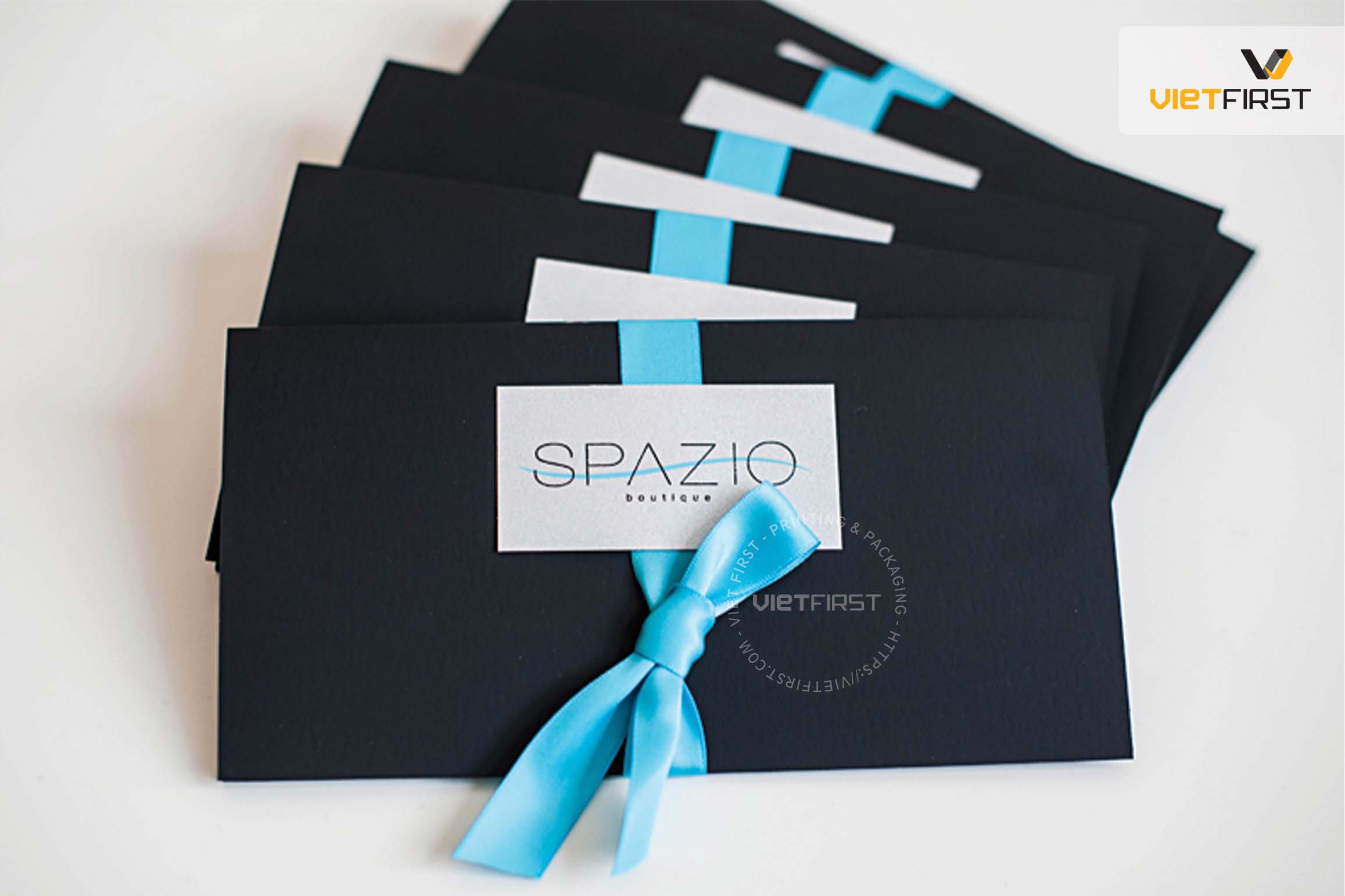 thiệp mời year end party